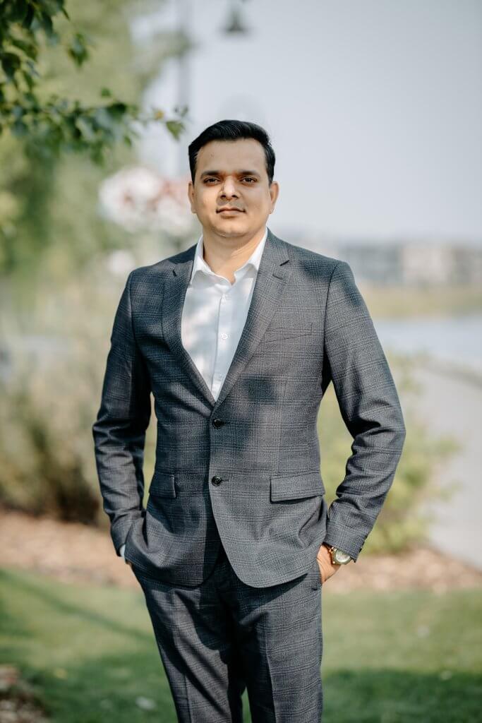 Two Maids of Carrollton Sparkling Up Homes for Cancer Patients